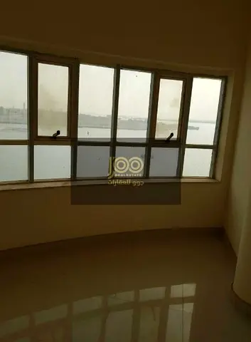 شقه للايجار السنوى 3غرف وصاله ومطبخ و3 حمام