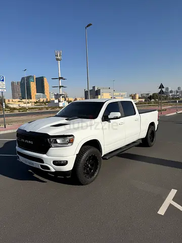 Dodge RAM 1500 LARAMIE