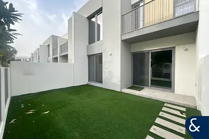 On Pool & Park | Vacant | 3 Bedroom