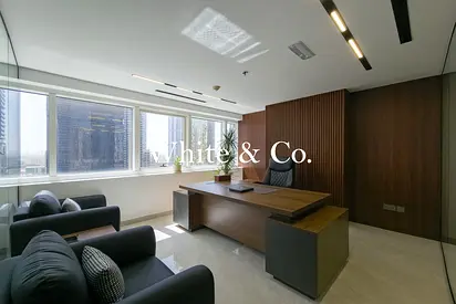 Vacant Now | Luxury Fit-Out | Lake View