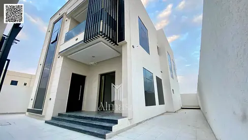 فيلا فاخرة للبيع – تصميم عصري ومساحات مريحة بسعر منافس  فرصة قوية لامتلاك فيلا متكاملة تجمع بين المساحة، الخصوصية، والتصميم الحديث، مناسبة للسكن العائ
