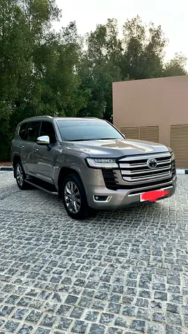 Toyota Land Cruiser 300 ZX 3.5L Twin Turbo | Full Option ZX | Warranty 2027 | Service Packages | GCC