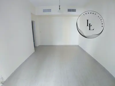 Clean Ready To Move 2 BHK Apt Parking Near To Dubai Only In 40k