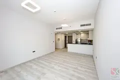 One Month Rent Free-Spacious 1 BR