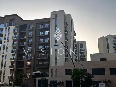 Stylish | Maryam Island | Modern Design
