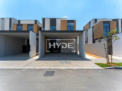 Single Row | Large Plot | 4 Bedroom G+1.