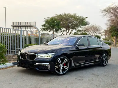 BMW 730Li 2018 GCC Specs( LIMTED OPTIONS ) SERVICE CONTRACT TILL 180000 K.M