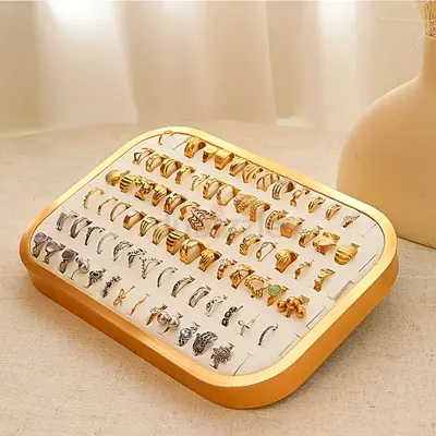 Ring tray display