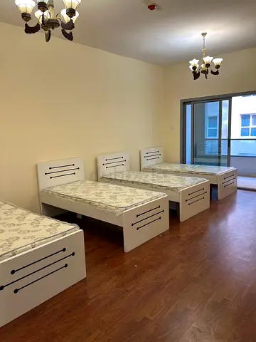 Bed space for ladies
