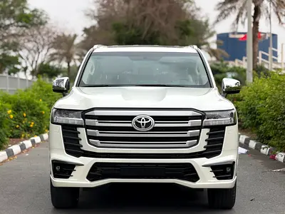 TOYOTA LAND CRUISER GXR GCC FULL OPTION WITH WARRANTY 2024