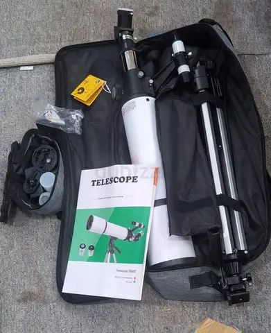Portable telescope kit with tripod, case and accessories