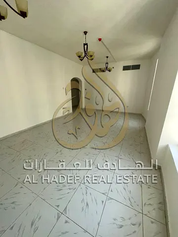 شقة غرفتين وصالة واسعة - بالقرب من مركز اتصالات بالمجاز 3