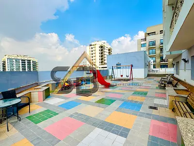 Spacious 2 Bedroom Apartment Building have All Facilities