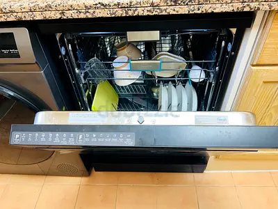 Hi sense dishwasher hs673c90bme