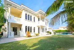 Luxury Beachfront Villa | Vacant | Frond A