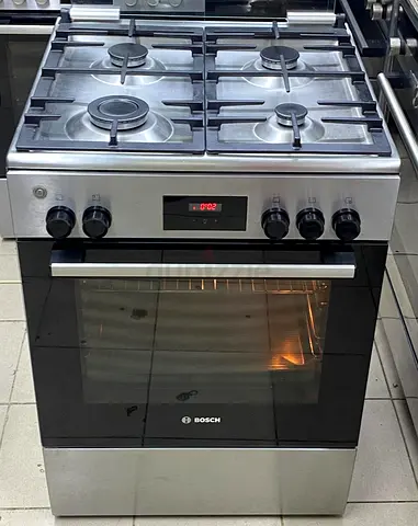 Bosch new model gas stove and cooking range 60 by 60 fresh condition perfect working completely orig