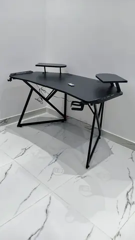 Brand New Gaming Table 140cm