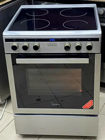 Midea electric cooker for sell 60by60cm good working