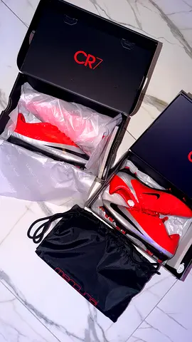 CR7 SE SUPERFLY 1 RGN SIZE 44.5eu