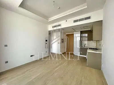 Luxury unit | Chiller free | Prime location