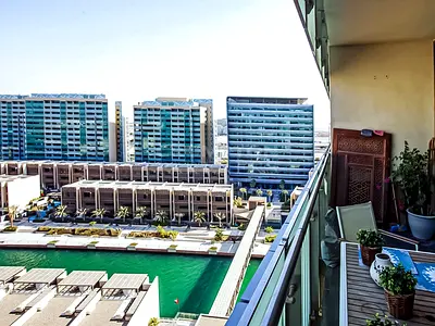 Sea &amp; Canal View| Beach Access| High Floor