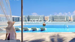 HANDING OVER THIS YEAR | FULL PALM VIEW
