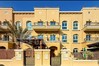SPACIOUS 3 BEDROOMS + BASEMENT TOWNHOUSE IN JVC