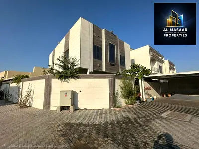 فيلا منطقة الزاهيه 6 غرف نوم ماستر  شامل كهربه ومياه ومكيفات والاثاث مساحه 4200 قدم