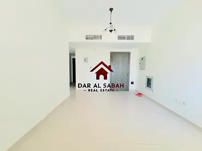 Ready to move | with balcony | Easy assess to dubai !