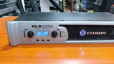 Crown XLS1000 Power Amplifier
