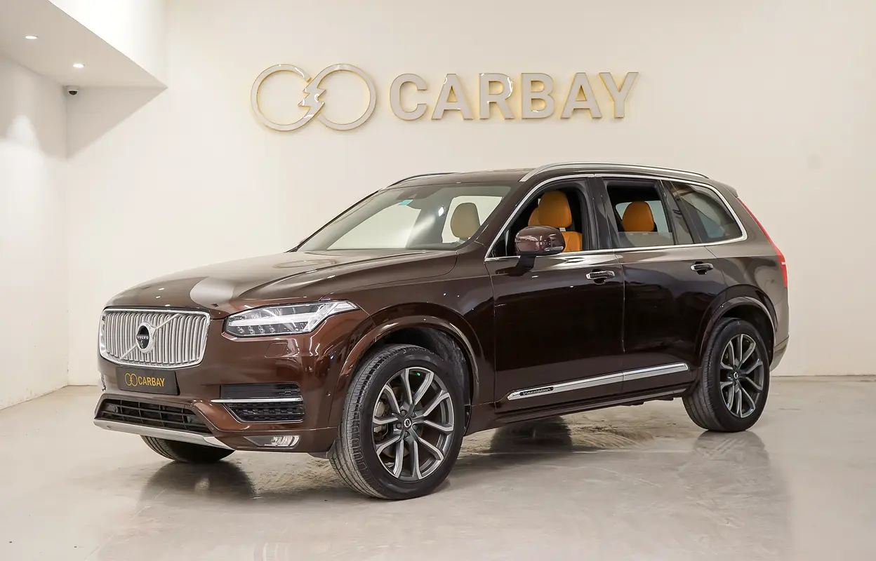 Volvo XC90 2018 — photo 1 of 20