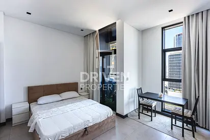 Fully Furnished | Premium | Infinity Pool | Vacant