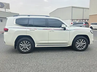 2025 Toyota Land Cruiser VXR DIESEL - GCC Specs - Brand New!