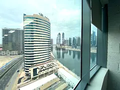 Distress Deal | Spacious Canal View Office