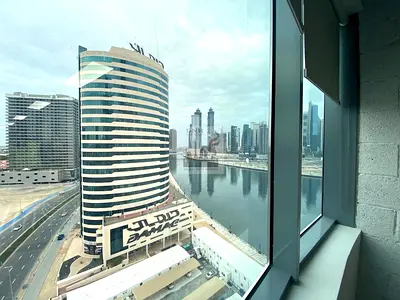 Distress Deal | Spacious Canal View Office