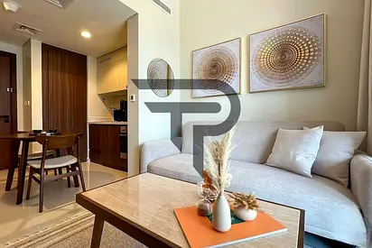 Fully Furnished | High Floor | Canal View