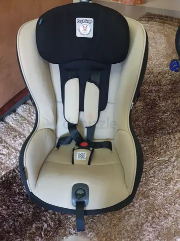 Peg-pérego Beige and black infant car seat - used, excellent condition