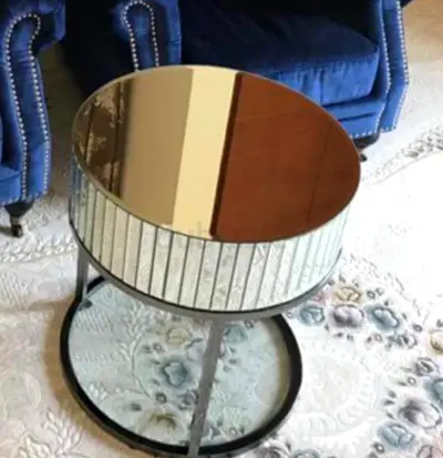 The One side table