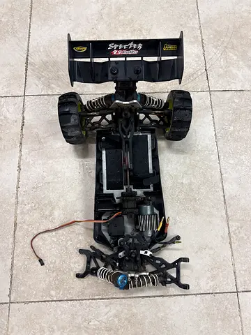 🚗 RC Cars Bundle – Kyosho Nitro + Carson 4S + Traxxas (Project Lot)