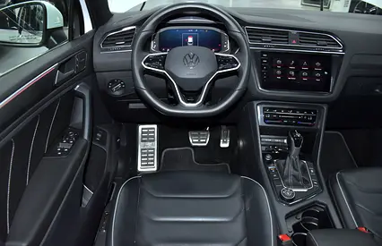 صورة 13 لـ 2024 Volkswagen TIGUAN