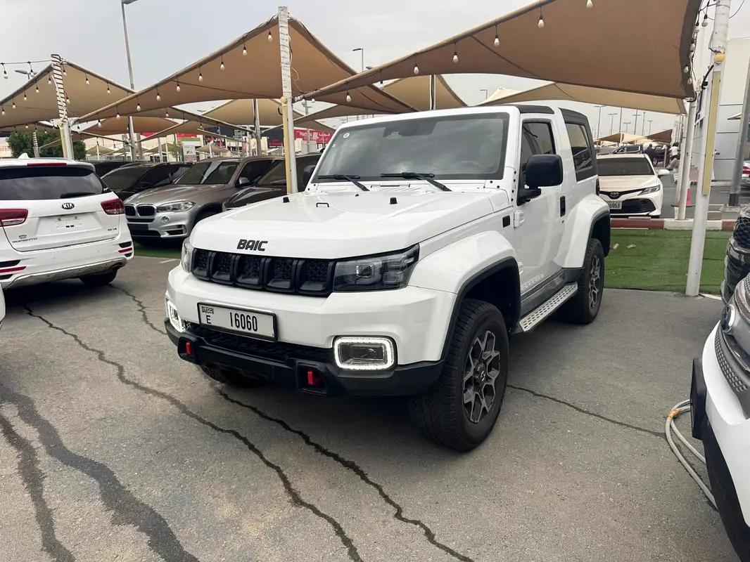Baic BJ40 SE 2023 — photo 1 of 10