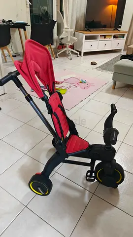 Toddler tricycle with parent push handle