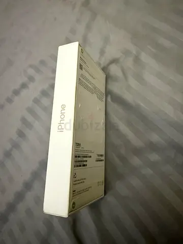 iPhone 16 pro max in original Apple box