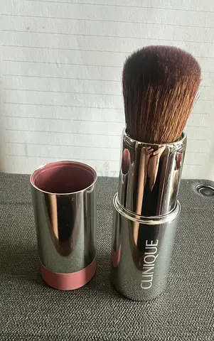 CLINIQUE set of 4 items
