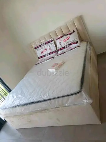 Brand new Queen bed storage bed good Quality Queen size bed including medical mattress for sale