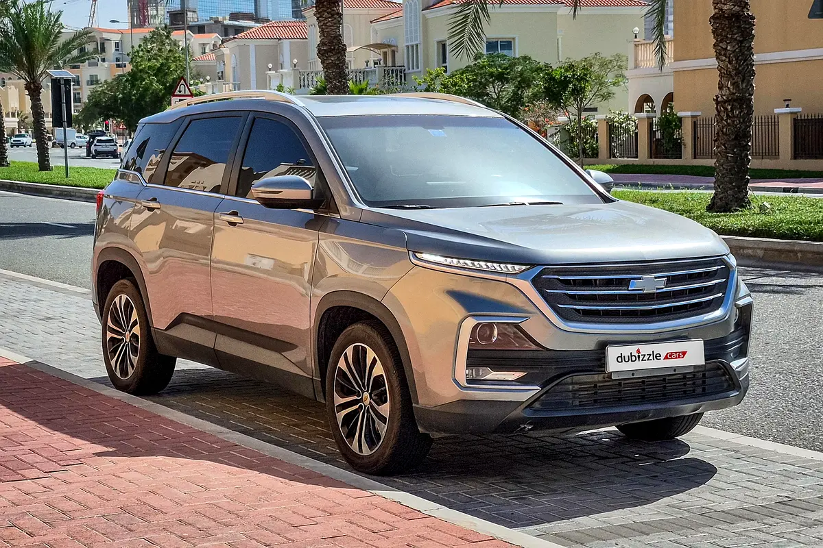 Chevrolet Captiva 2023 — photo 1 of 14