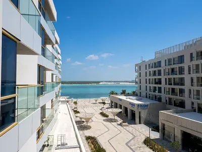 Spacious 3BR+Maid| Partial Sea View| Vacant