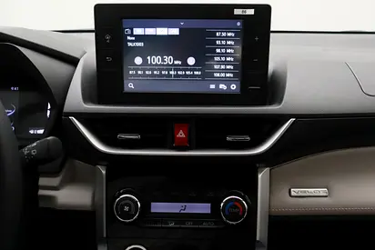 Toyota Veloz GX, миниатюра 8