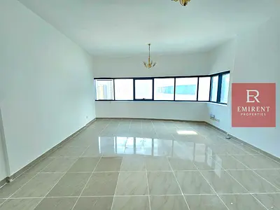 شقة فاخرة غرفتين نوم + غرفة خادمة | إطلالة على البحر مع شرفة | 3 حمامات | إيجار ثابت لمدة 3 سنوات | التعاون
