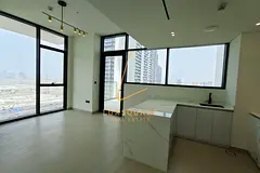 PRIME LOCATION | SPACIOUS UNIT | WELL DESIGNED